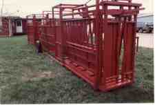 Deluxe Duty Squeeze Chute